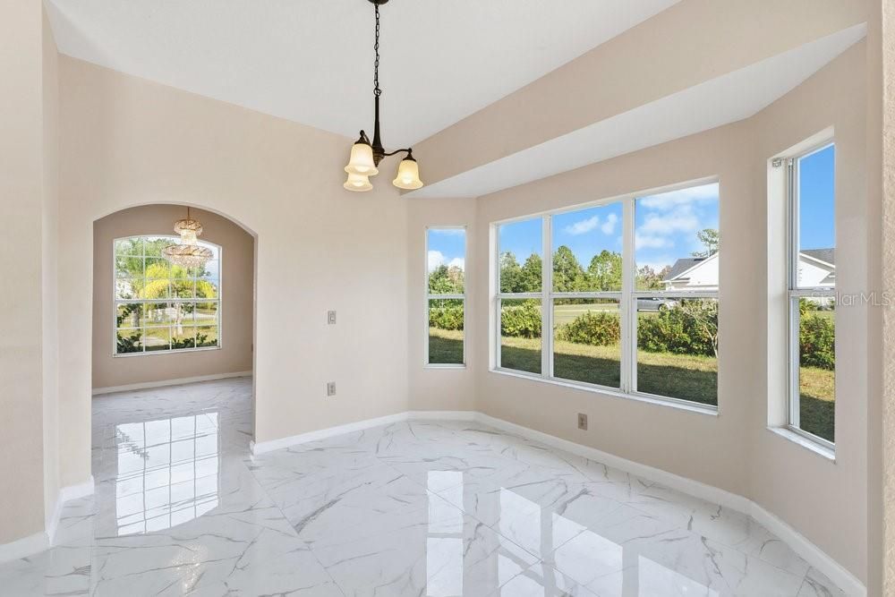 待售: $764,900 (5 贝兹, 3 浴室, 3739 平方英尺)