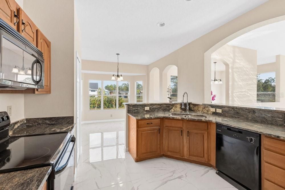 待售: $764,900 (5 贝兹, 3 浴室, 3739 平方英尺)