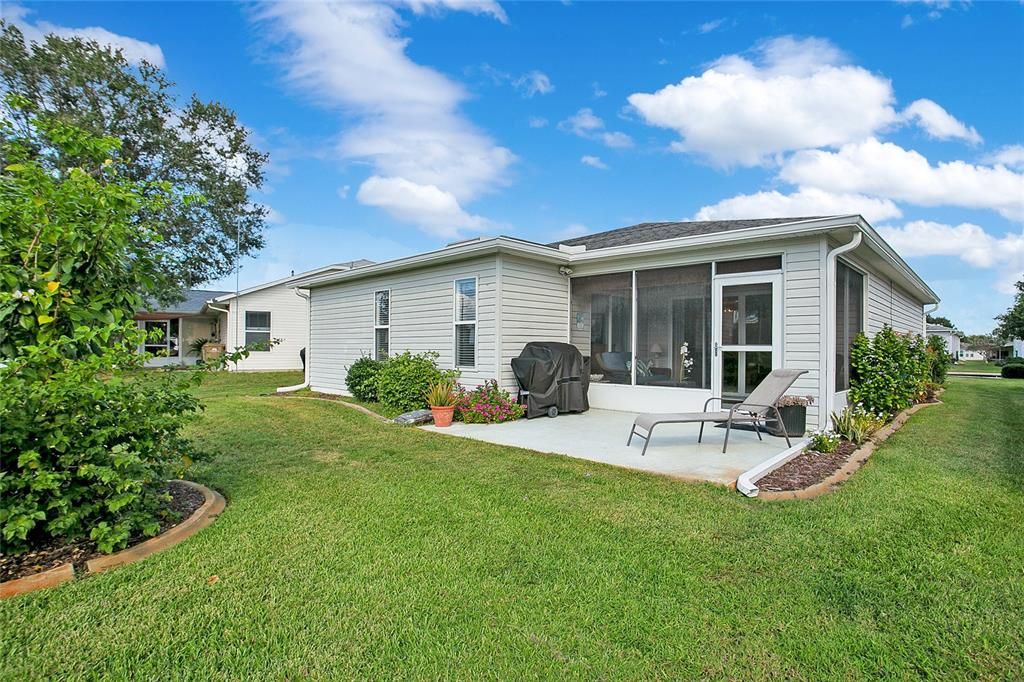 Active With Contract: $235,000 (2 beds, 2 baths, 1176 Square Feet)