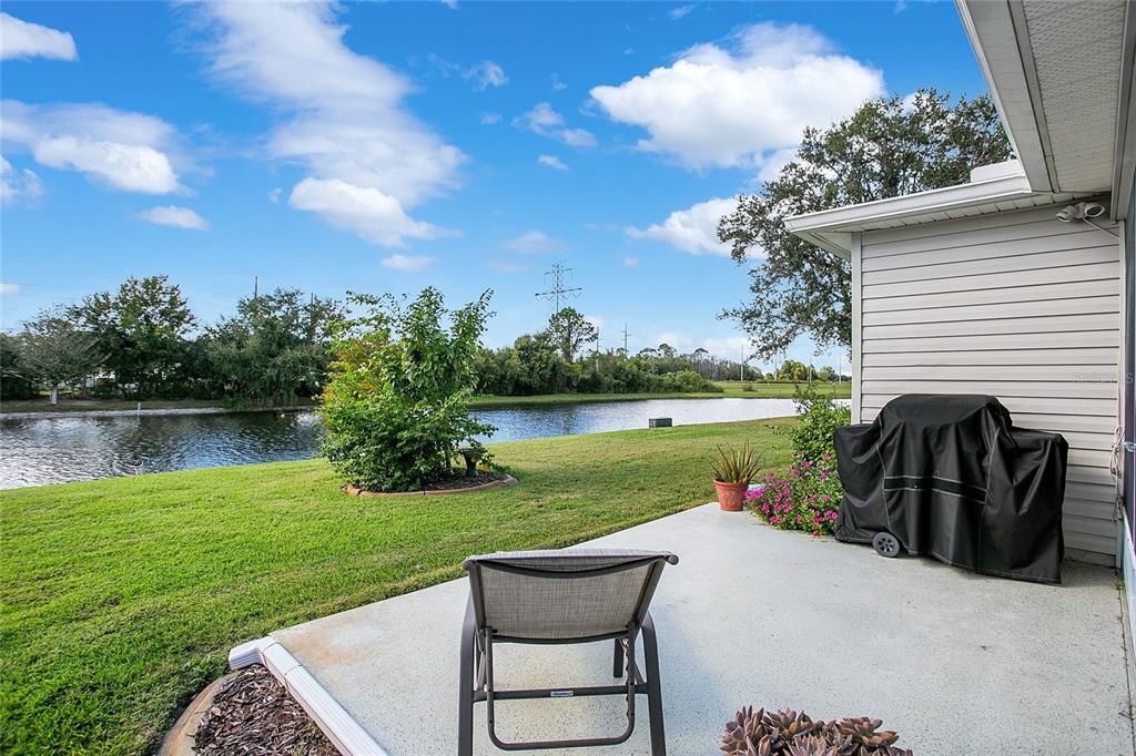 Active With Contract: $235,000 (2 beds, 2 baths, 1176 Square Feet)