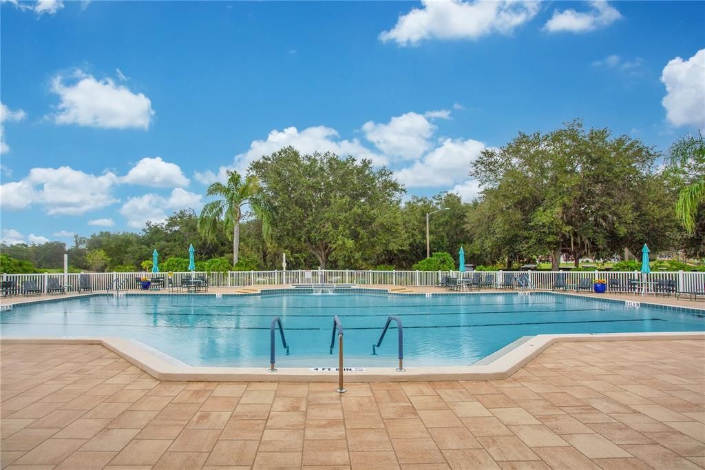 Active With Contract: $235,000 (2 beds, 2 baths, 1176 Square Feet)