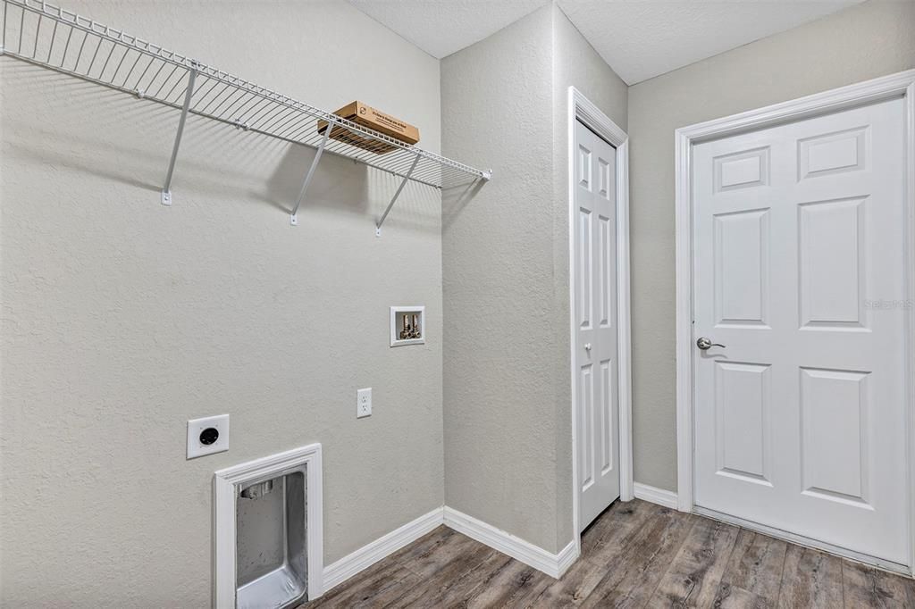 Activo con contrato: $299,900 (3 camas, 2 baños, 1398 Pies cuadrados)