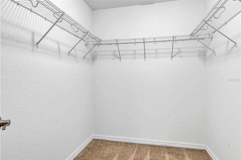 Activo con contrato: $299,900 (3 camas, 2 baños, 1398 Pies cuadrados)