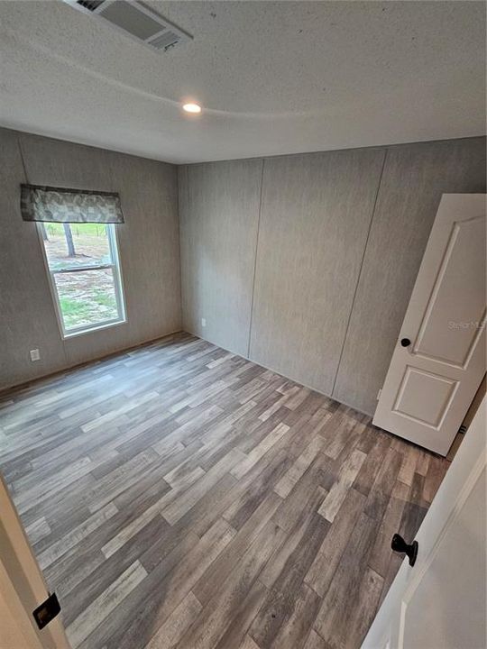 Activo con contrato: $198,999 (3 camas, 2 baños, 1352 Pies cuadrados)