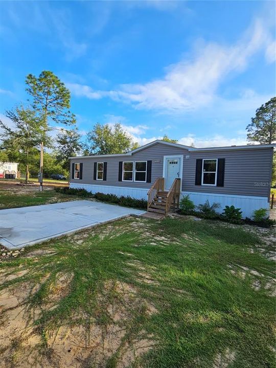 Activo con contrato: $198,999 (3 camas, 2 baños, 1352 Pies cuadrados)