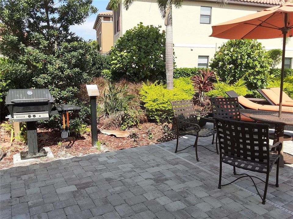 For Rent: $4,400 (2 beds, 2 baths, 1528 Square Feet)