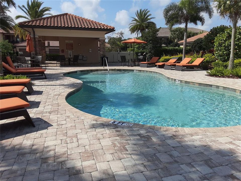 For Rent: $4,400 (2 beds, 2 baths, 1528 Square Feet)