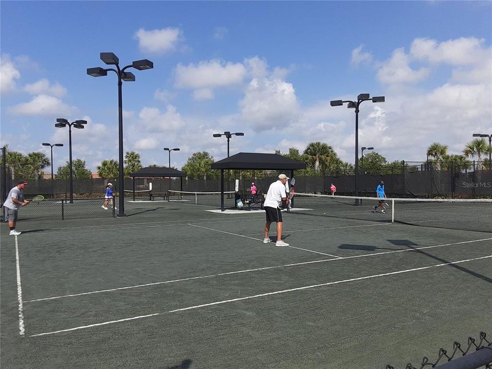 For Rent: $4,400 (2 beds, 2 baths, 1528 Square Feet)