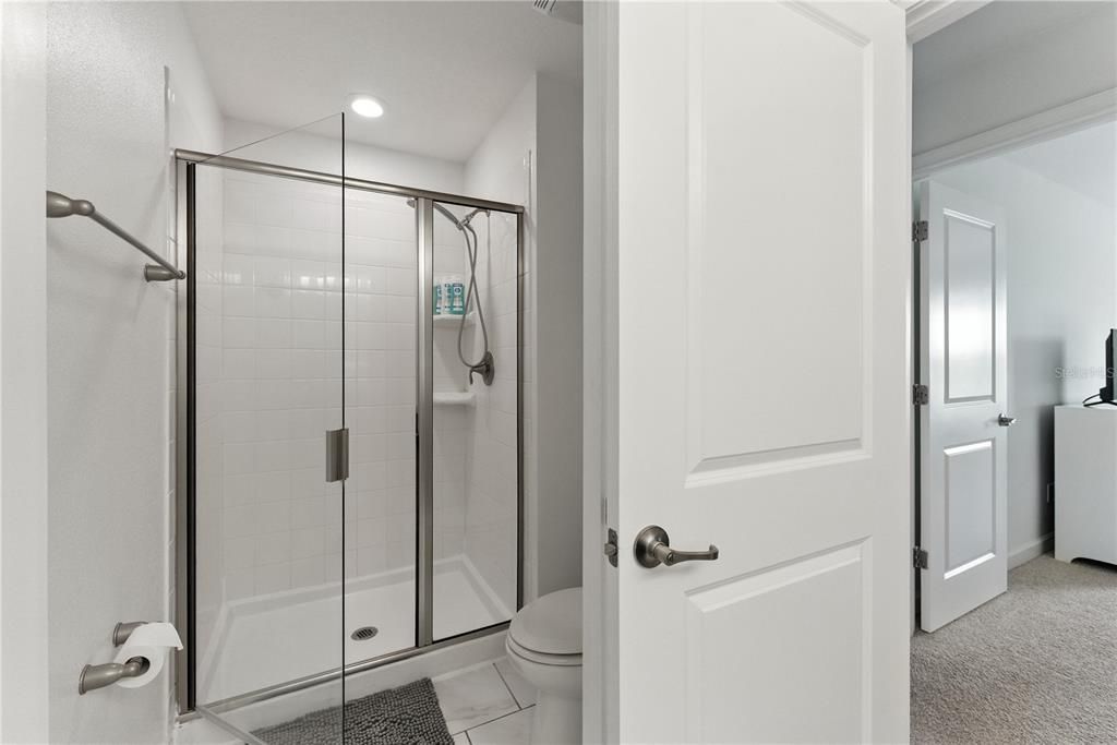 For Sale: $515,000 (4 beds, 3 baths, 1914 Square Feet)