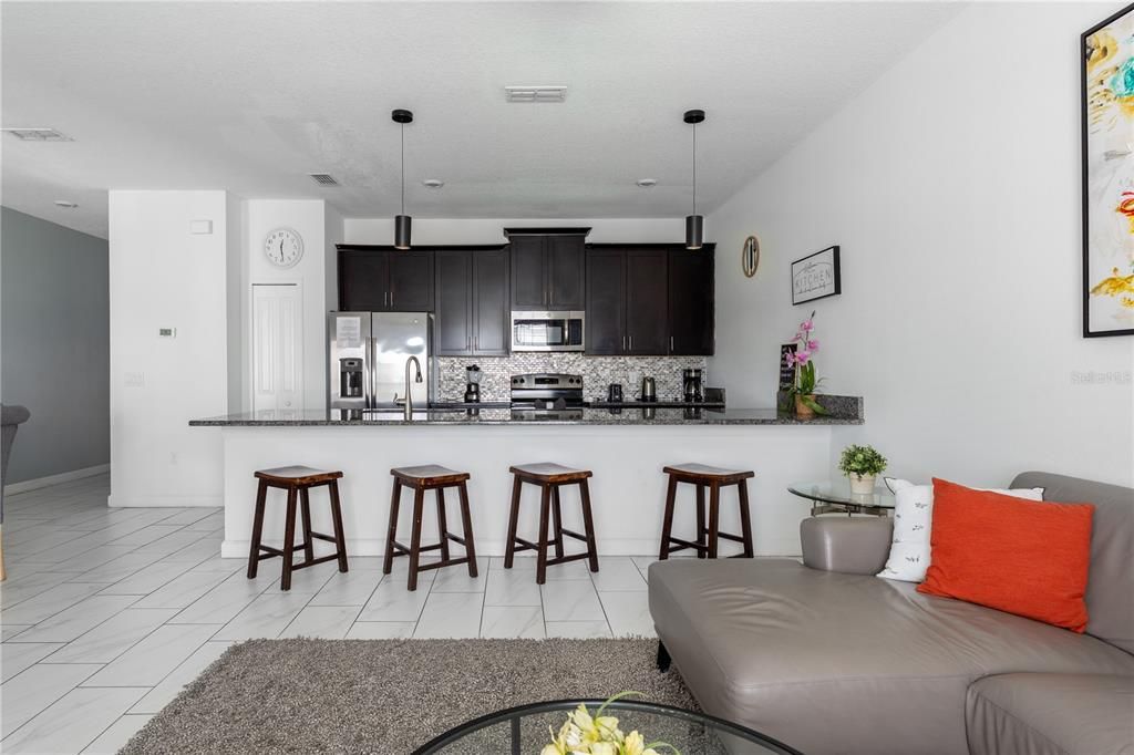 For Sale: $515,000 (4 beds, 3 baths, 1914 Square Feet)