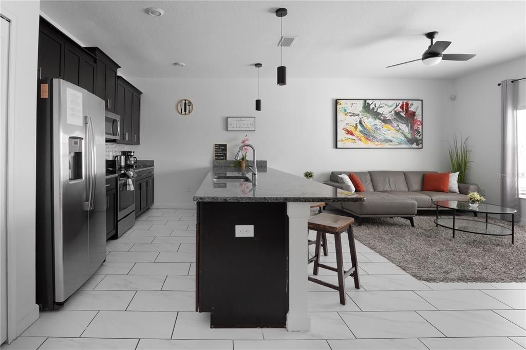 For Sale: $515,000 (4 beds, 3 baths, 1914 Square Feet)