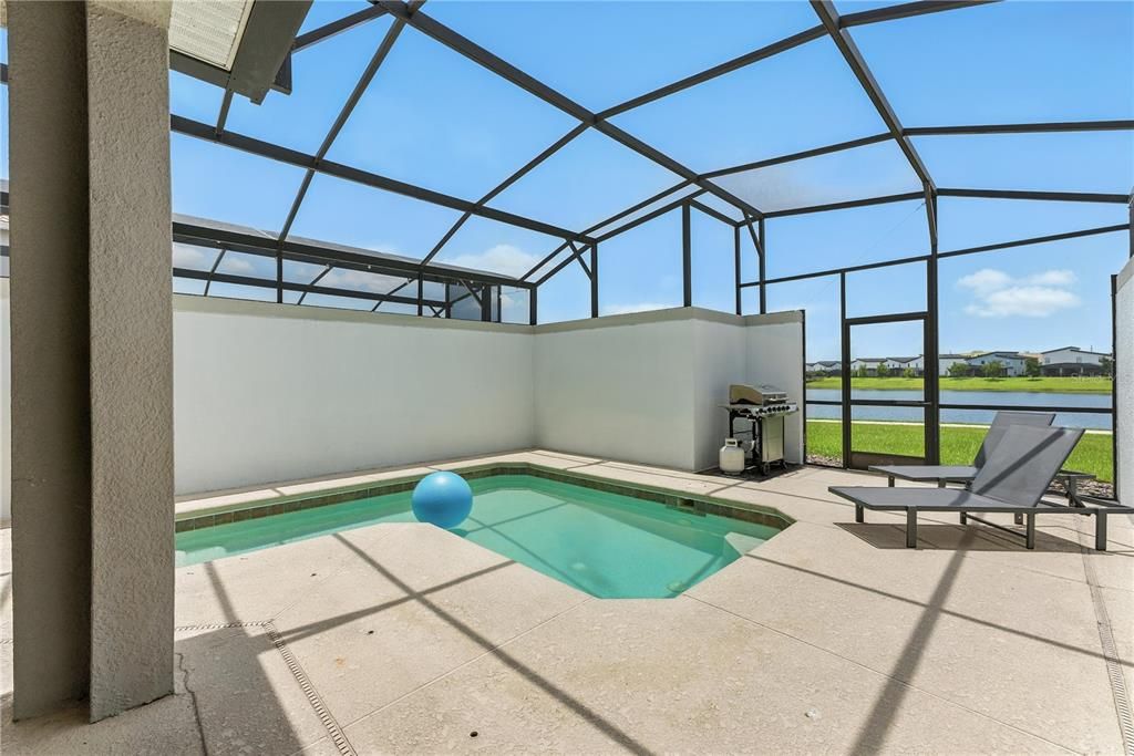 For Sale: $515,000 (4 beds, 3 baths, 1914 Square Feet)