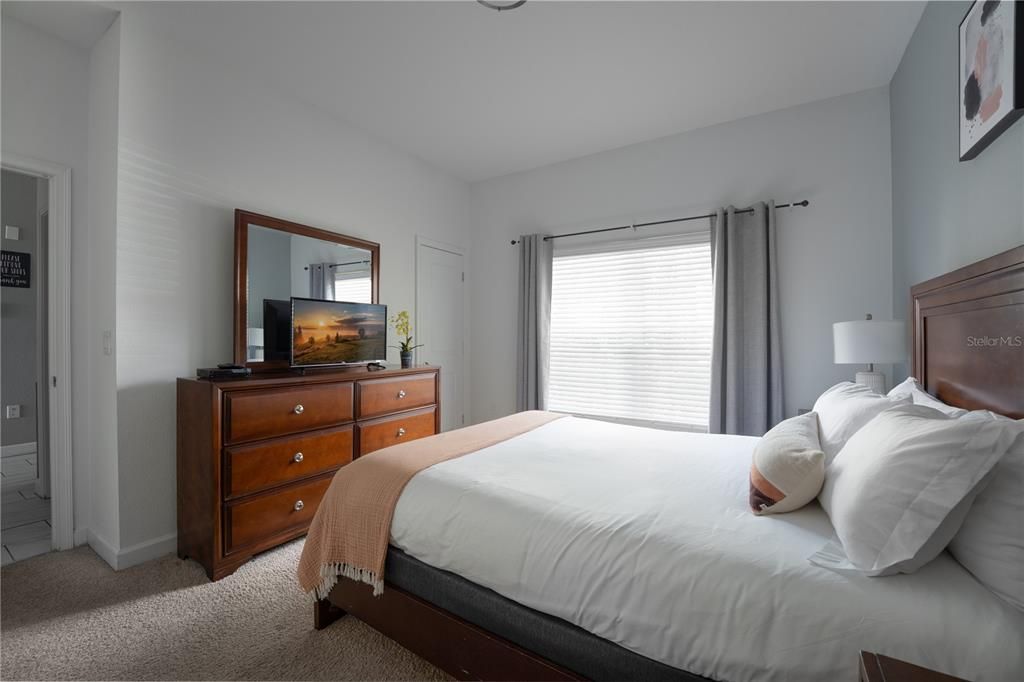 For Sale: $515,000 (4 beds, 3 baths, 1914 Square Feet)