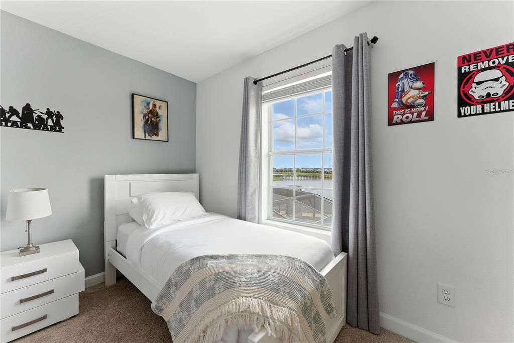 For Sale: $515,000 (4 beds, 3 baths, 1914 Square Feet)