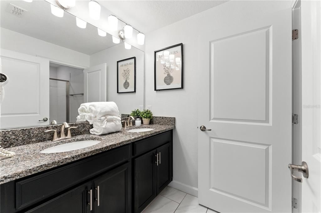 For Sale: $515,000 (4 beds, 3 baths, 1914 Square Feet)