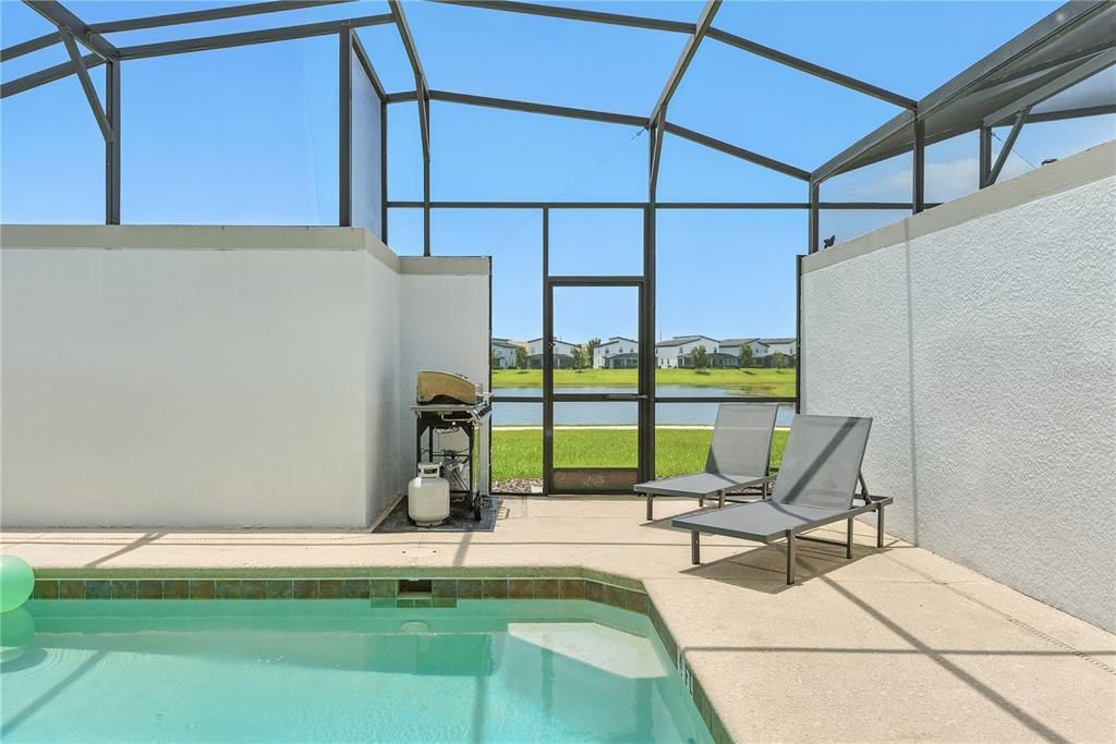 For Sale: $515,000 (4 beds, 3 baths, 1914 Square Feet)