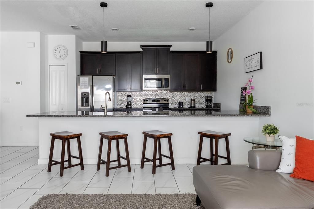 For Sale: $515,000 (4 beds, 3 baths, 1914 Square Feet)