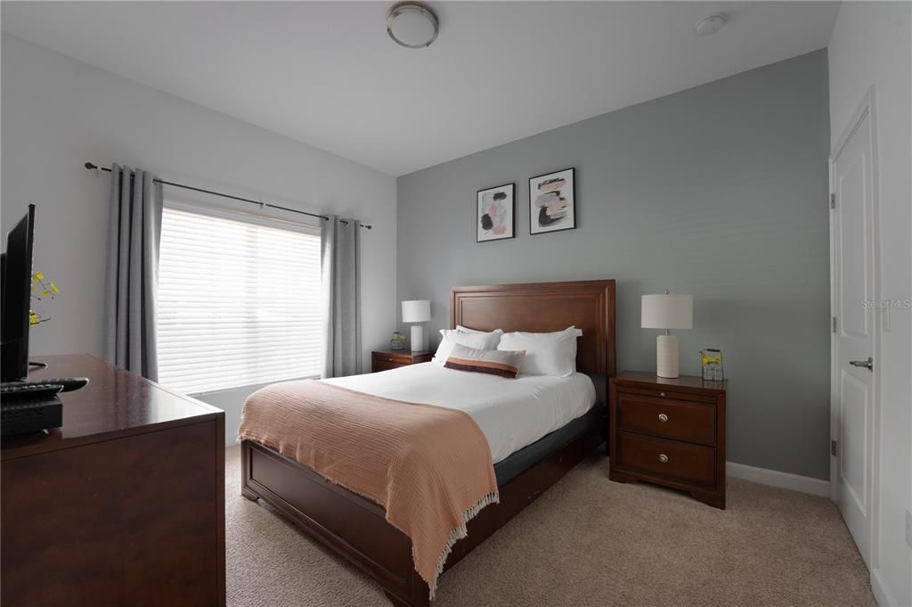 For Sale: $515,000 (4 beds, 3 baths, 1914 Square Feet)