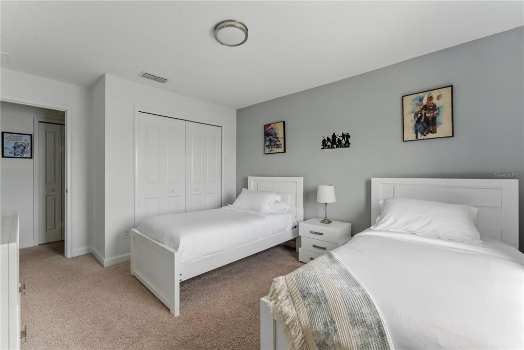 For Sale: $515,000 (4 beds, 3 baths, 1914 Square Feet)