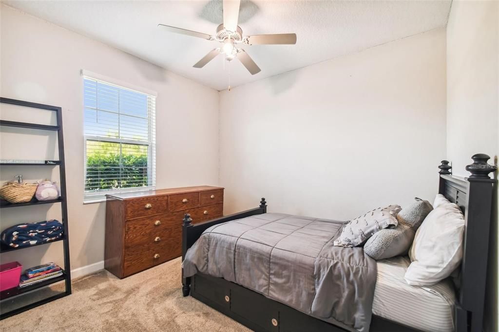 Activo con contrato: $2,700 (4 camas, 2 baños, 2098 Pies cuadrados)