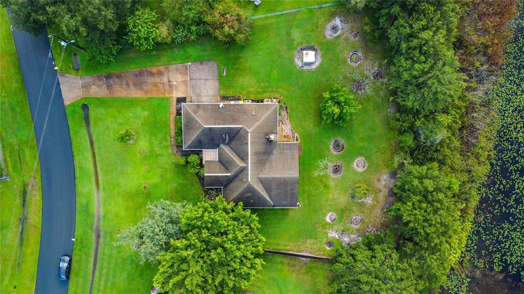 For Sale: $379,000 (3 beds, 2 baths, 1939 Square Feet)