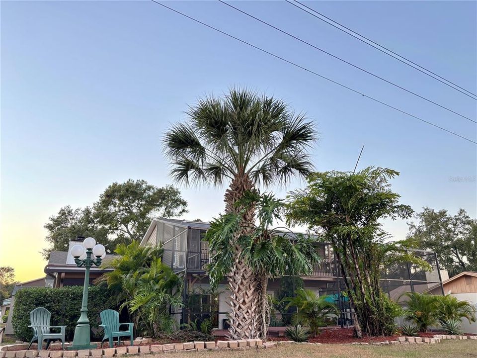 En Venta: $499,000 (4 camas, 2 baños, 2436 Pies cuadrados)