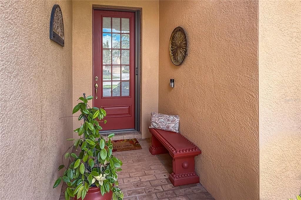 Под контрактом: $244,900 (2 спален, 2 ванн, 1285 Квадратных фут)