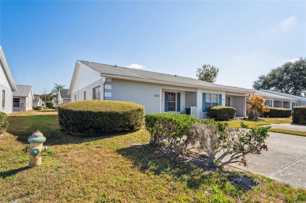 Active With Contract: $1,550 (2 beds, 2 baths, 960 Square Feet)