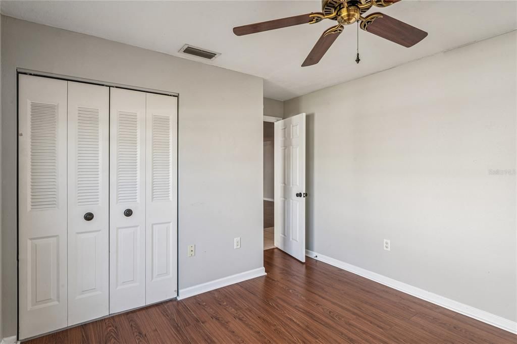 Active With Contract: $1,550 (2 beds, 2 baths, 960 Square Feet)