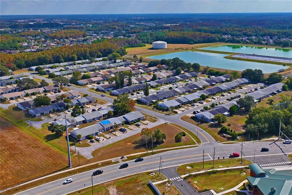 Active With Contract: $1,550 (2 beds, 2 baths, 960 Square Feet)