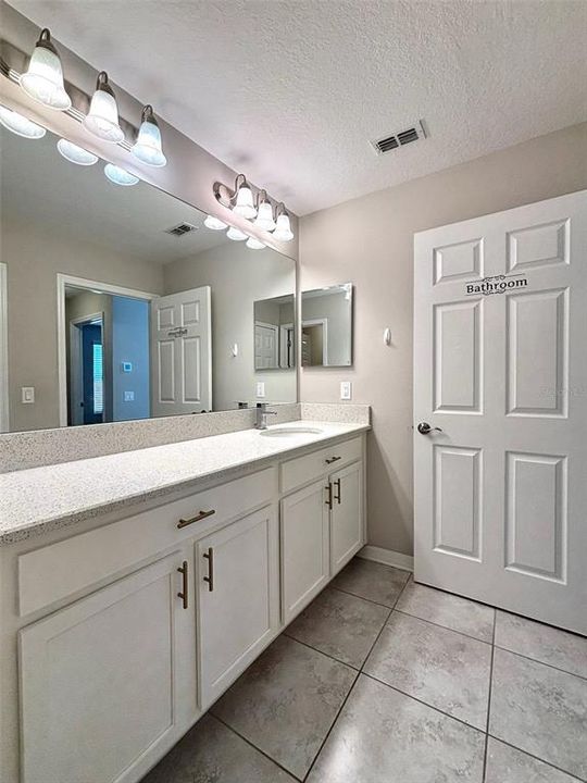 待售: $595,000 (4 贝兹, 3 浴室, 2615 平方英尺)