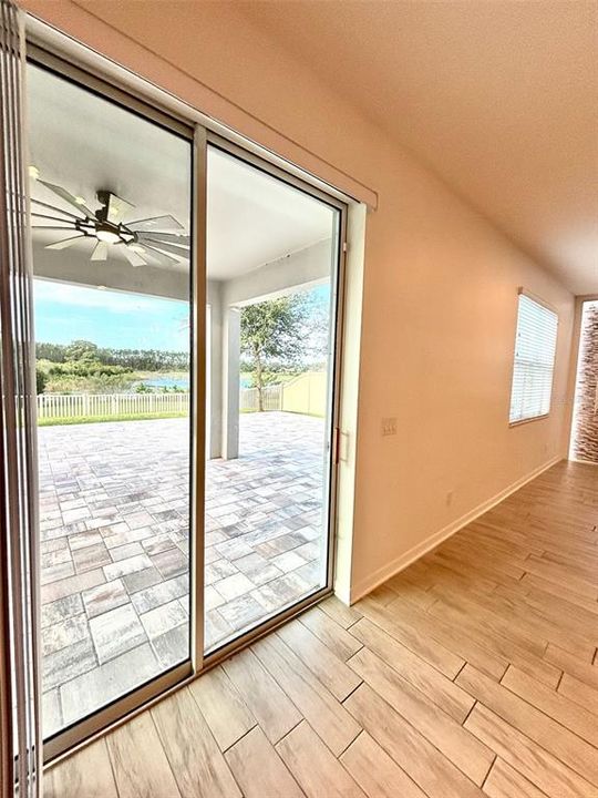 待售: $595,000 (4 贝兹, 3 浴室, 2615 平方英尺)