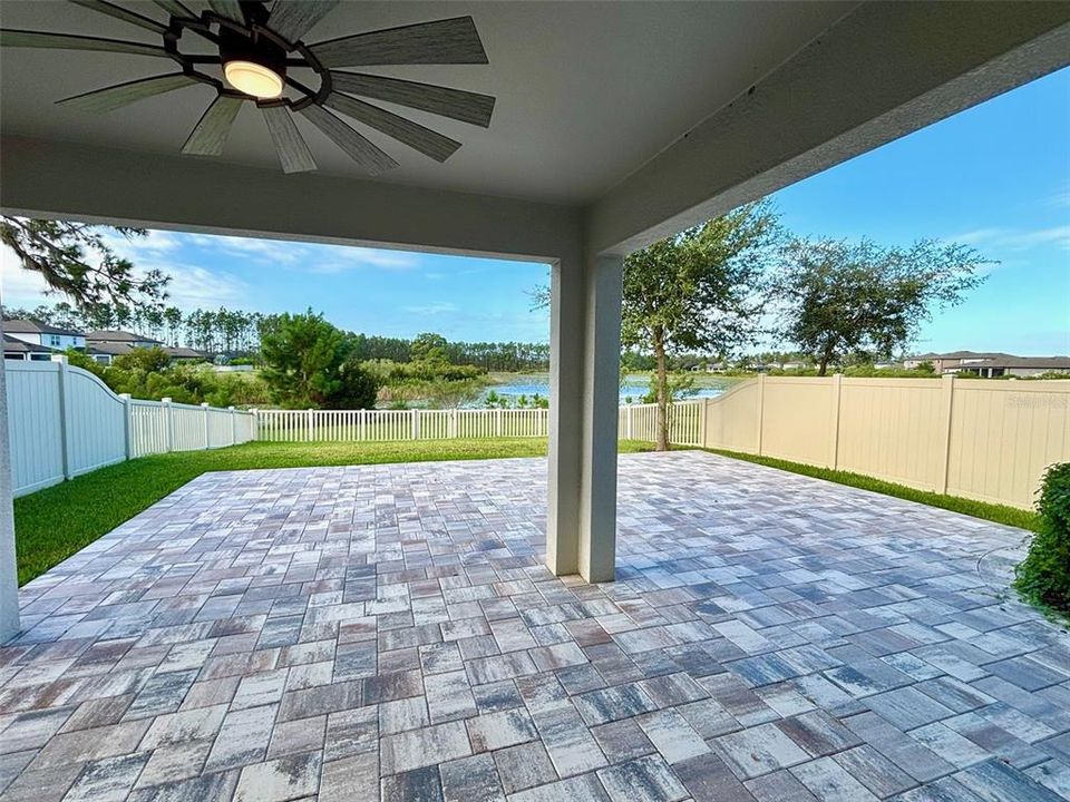 待售: $595,000 (4 贝兹, 3 浴室, 2615 平方英尺)