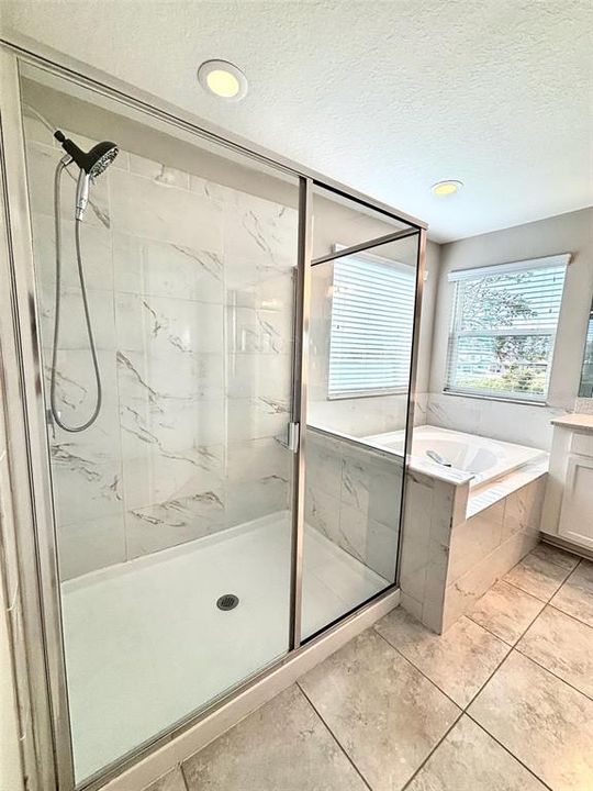 待售: $595,000 (4 贝兹, 3 浴室, 2615 平方英尺)