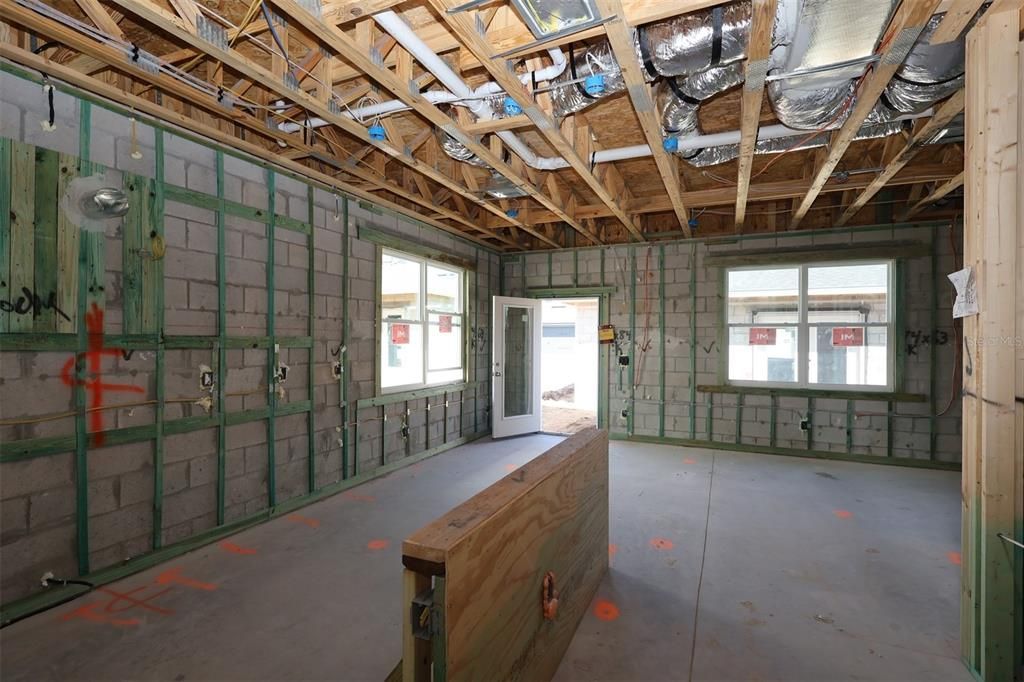 Под контрактом: $464,990 (3 спален, 2 ванн, 1835 Квадратных фут)