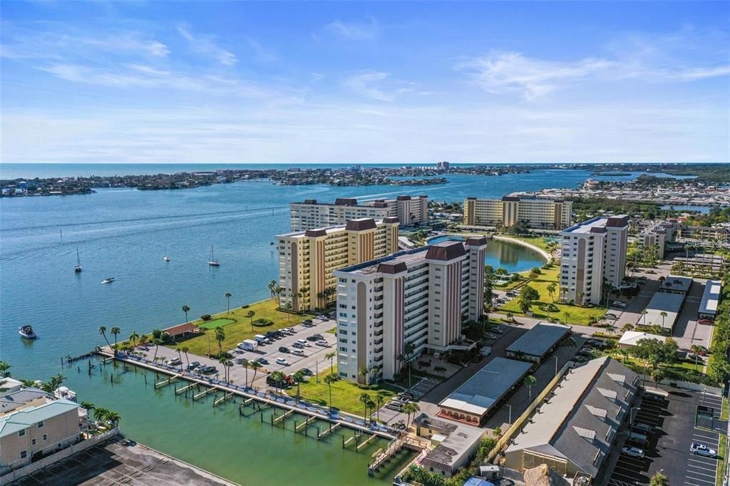 В аренду: $2,000 (2 спален, 1 ванн, 860 Квадратных фут)