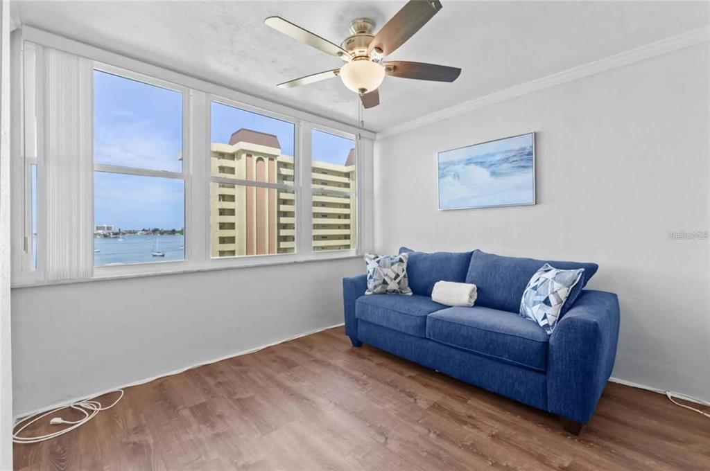 В аренду: $2,000 (2 спален, 1 ванн, 860 Квадратных фут)