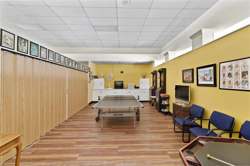 В аренду: $2,000 (2 спален, 1 ванн, 860 Квадратных фут)