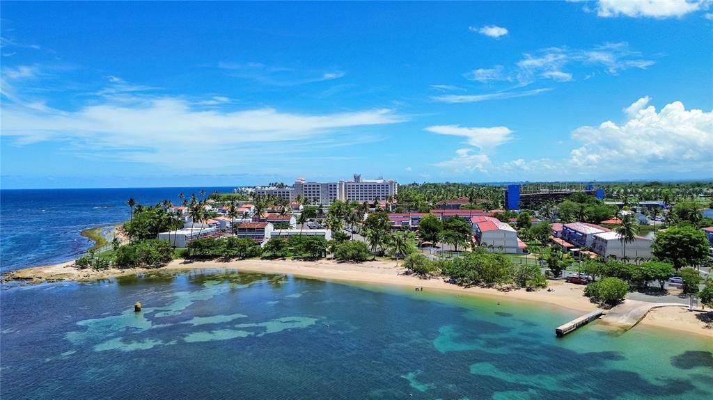 For Sale: $799,000 (4 beds, 3 baths, 2100 Square Feet)