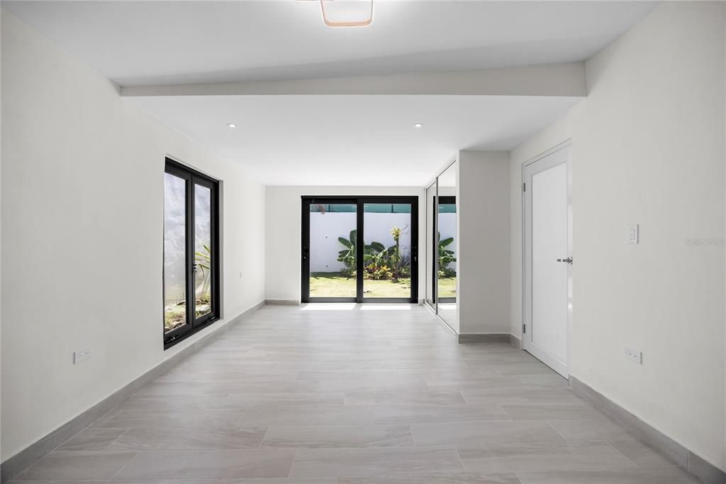 For Sale: $799,000 (4 beds, 3 baths, 2100 Square Feet)