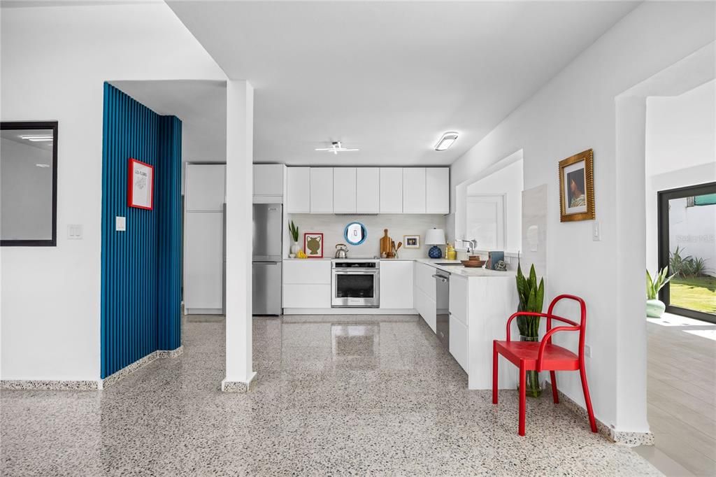 For Sale: $799,000 (4 beds, 3 baths, 2100 Square Feet)