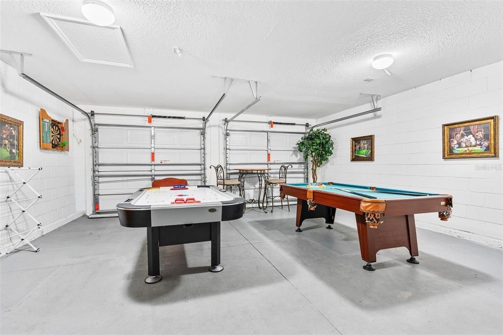 Под контрактом: $599,900 (5 спален, 5 ванн, 2494 Квадратных фут)