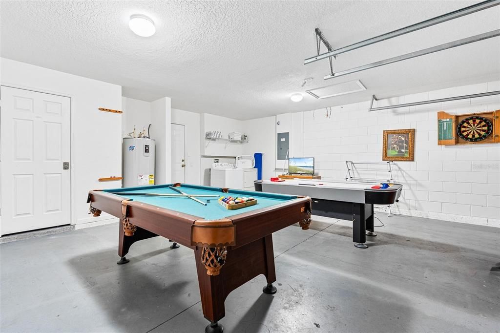 Под контрактом: $599,900 (5 спален, 5 ванн, 2494 Квадратных фут)