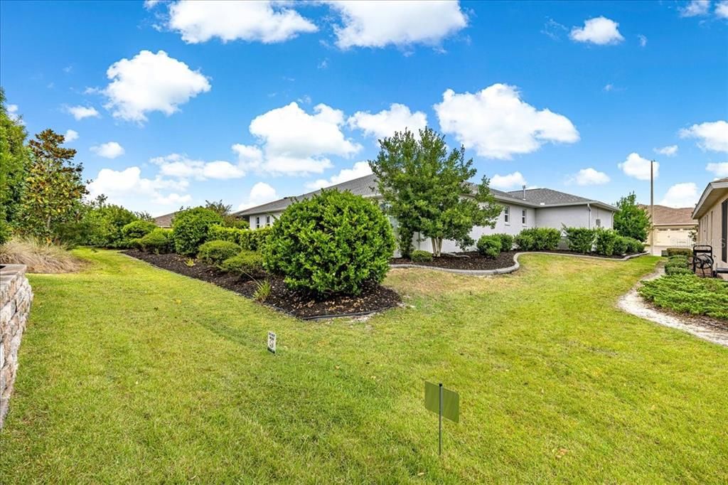 For Sale: $575,000 (3 beds, 3 baths, 2815 Square Feet)