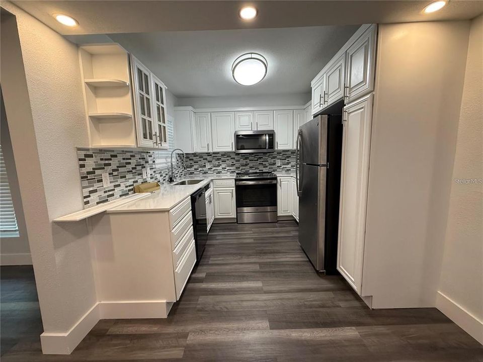 En Venta: $249,000 (3 camas, 2 baños, 1323 Pies cuadrados)