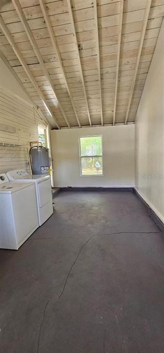 En Venta: $249,000 (3 camas, 2 baños, 1323 Pies cuadrados)