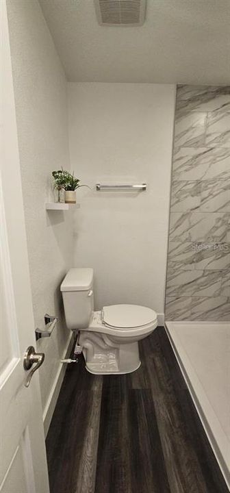 En Venta: $249,000 (3 camas, 2 baños, 1323 Pies cuadrados)