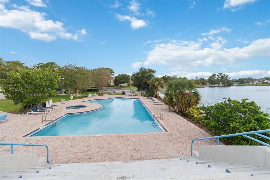 For Sale: $315,900 (2 beds, 2 baths, 1164 Square Feet)