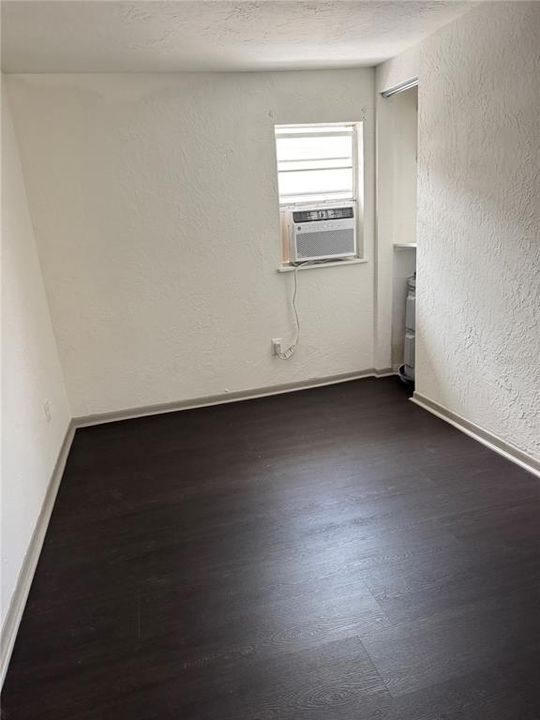 En Venta: $204,900 (4 camas, 0 baños, 1224 Pies cuadrados)