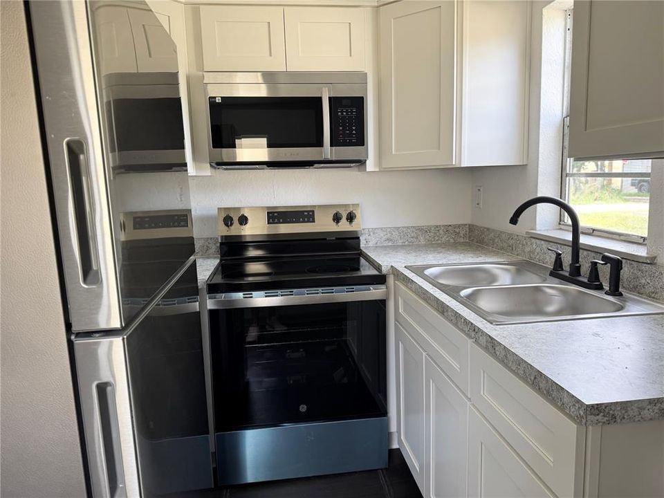 En Venta: $204,900 (4 camas, 0 baños, 1224 Pies cuadrados)